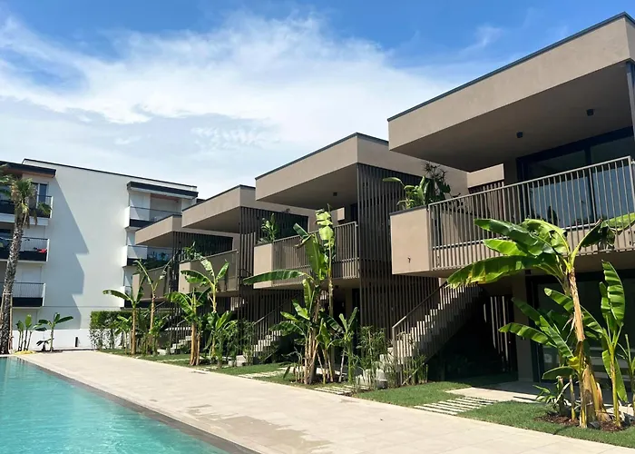 Sun Village Residence Con Piscina - Piazza Aurora - Adria Holiday Jesolo - Family Apartments